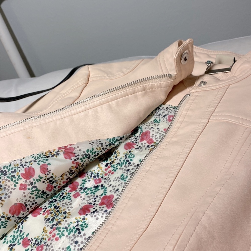 Pink Leather jacket - Picture 3 of 3